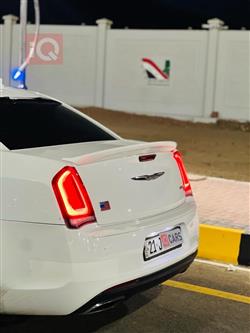 کرایسلەر 300